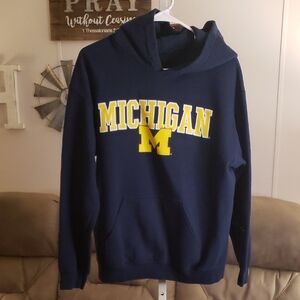 Michigan Navy Blue Hoodie M